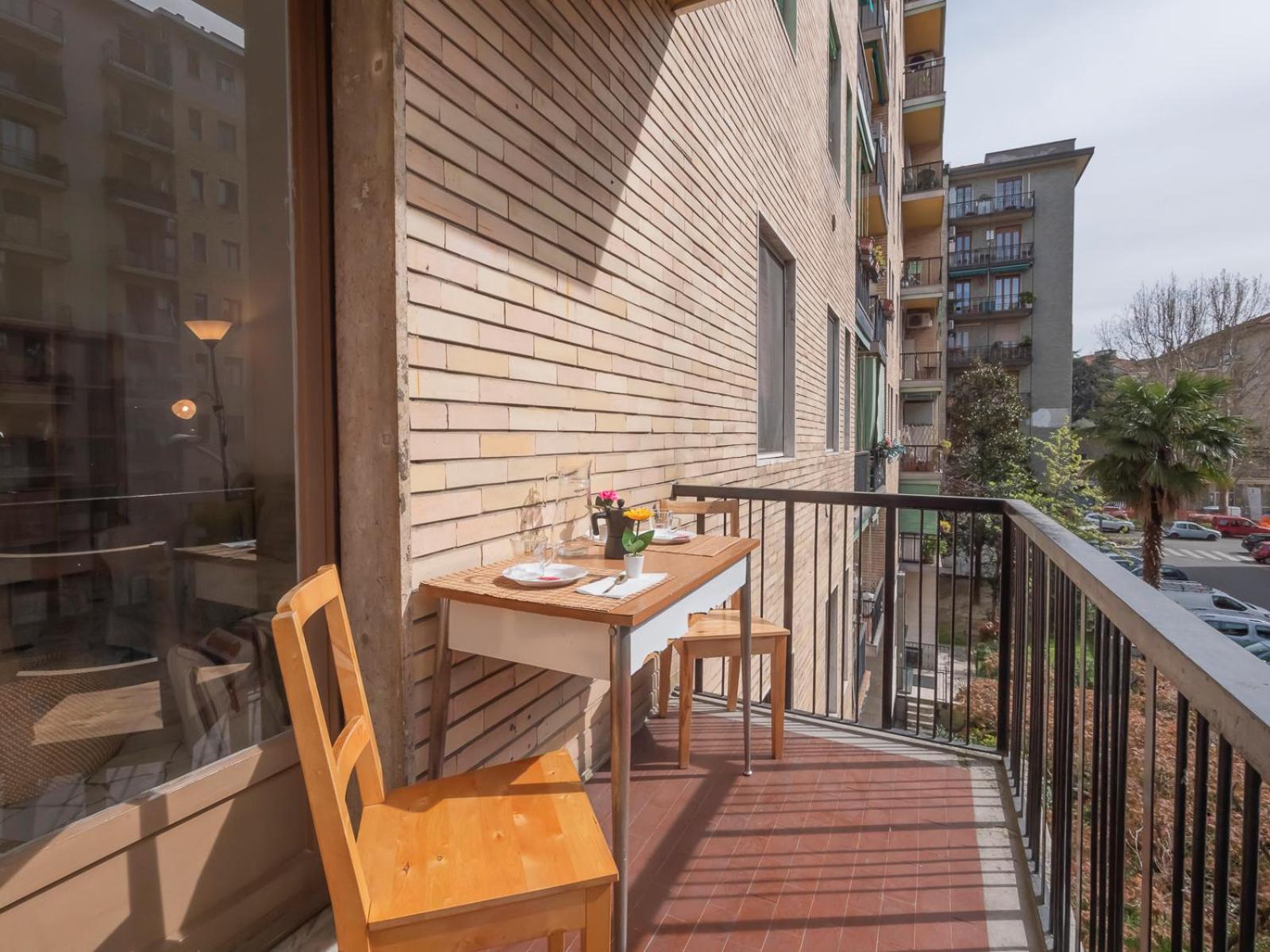 Xenia - Spacious Two-room In The Flower District Appartement